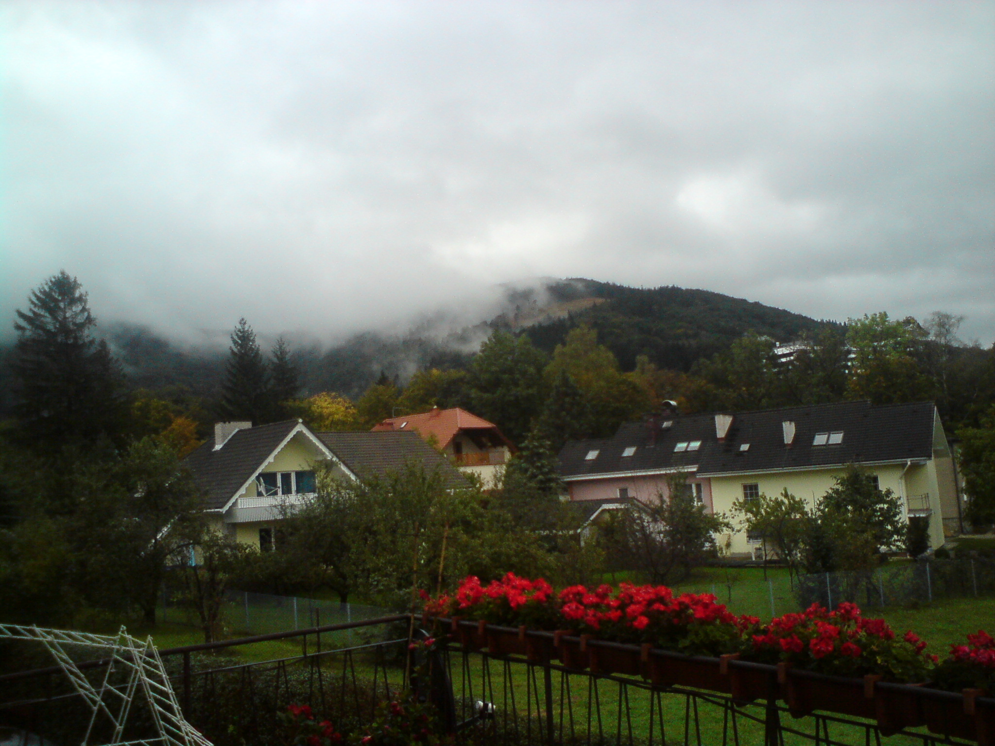 Równica w chmurach.